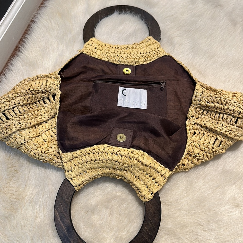 NWOT straw bag - Picture 3 of 6